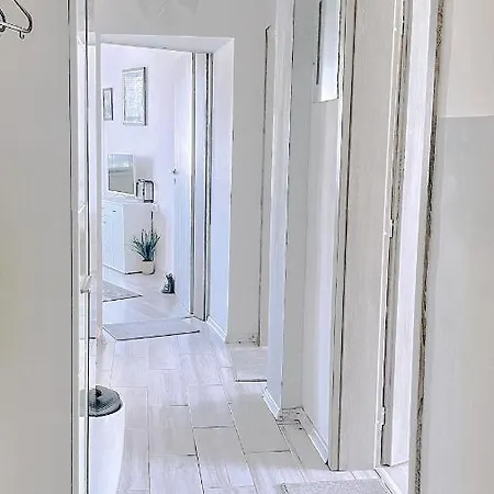 Venum Apartment *